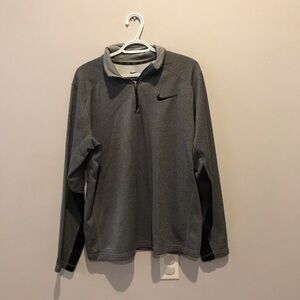 Nike Men's Dark Gray Pullover Jacket